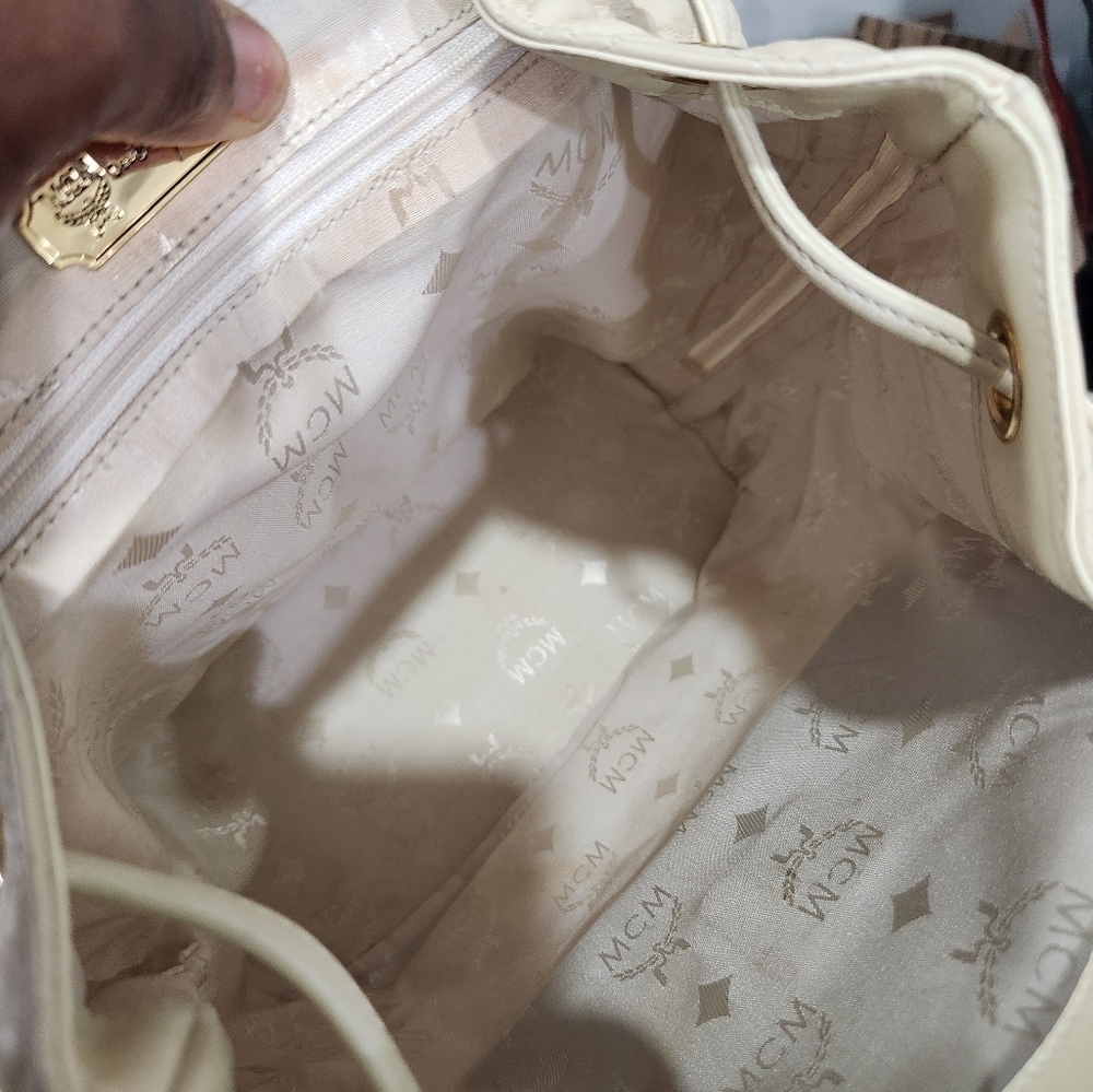 💛🔹️MCM🔹️ "RARE" QUILTED BEIGE  BACKPACK IN EUC - Picture 12 of 12